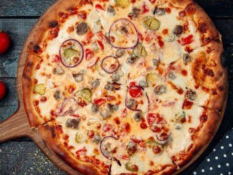 Quattro Formaggi Pizza