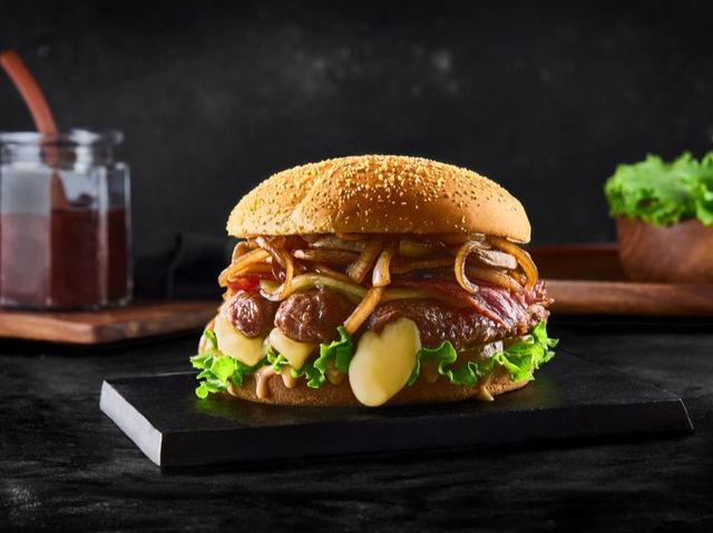 Bacon Taxac