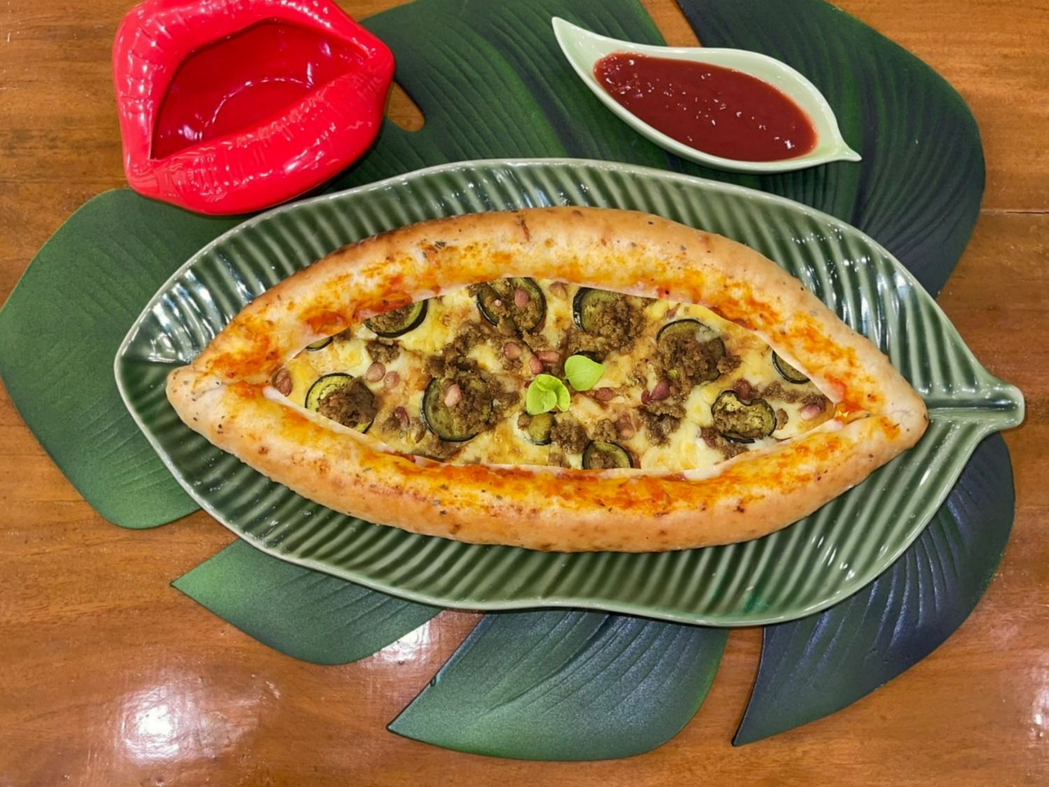 Turkish Pide with Rendy Cheese