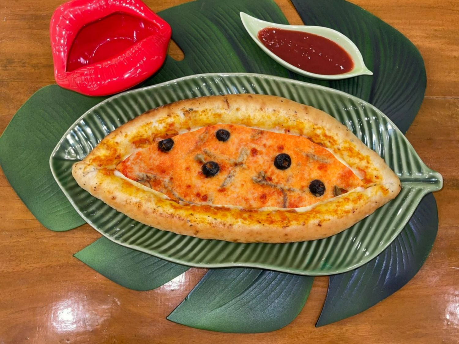 Anchovy with Turkish Pide