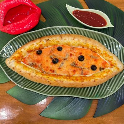 Anchovy with Turkish Pide