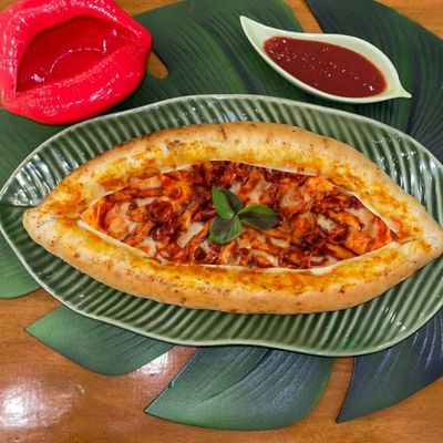 BBQ Chicken Pide Turkish
