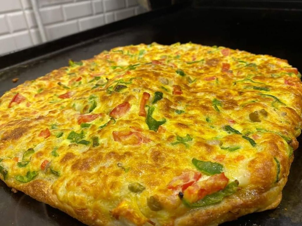Mix Meat Oriental Pizza