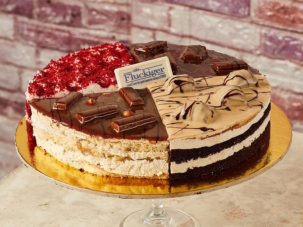 Mix Red Velvet Torte