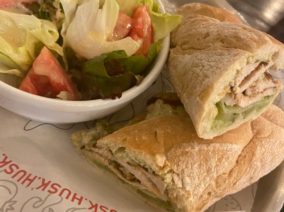 Cheezy Garlic Chicken Sandwich