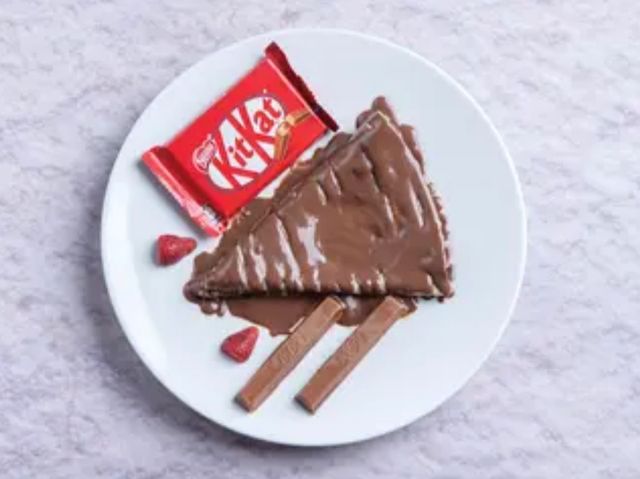 Chocolate And Kitkat Crepe