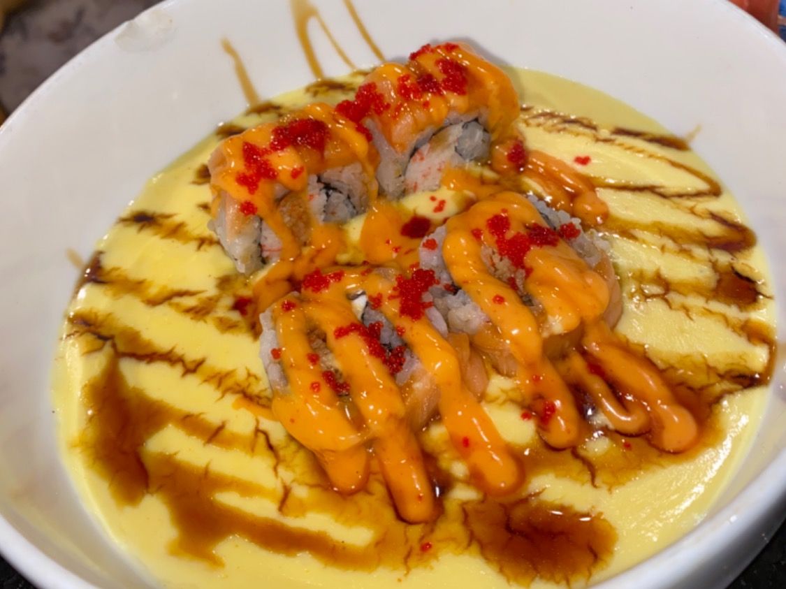 Cheese Lava Roll 8 PCS