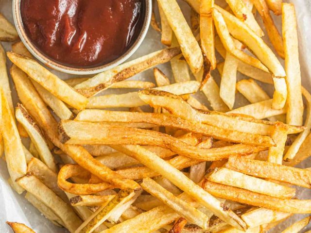 French Fries With Ketchup And Mioneese