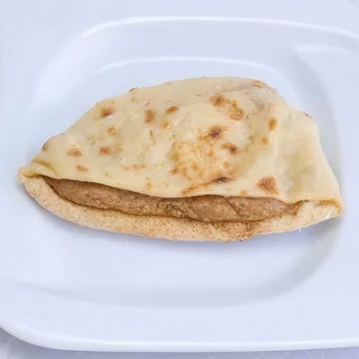 Foul sandwich with local ghee