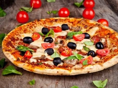 Oriental Pizza With Anchovies Medium Size