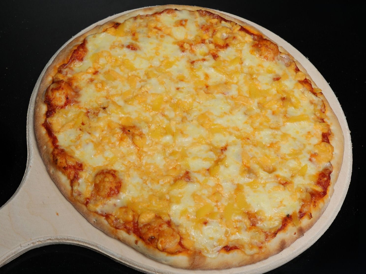 Four cheese pizza