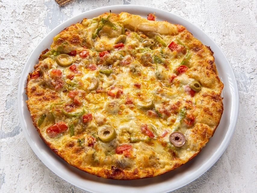 Pastrami Oriental Pizza