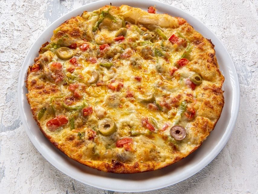 Mix Cheese Oriental Pizza