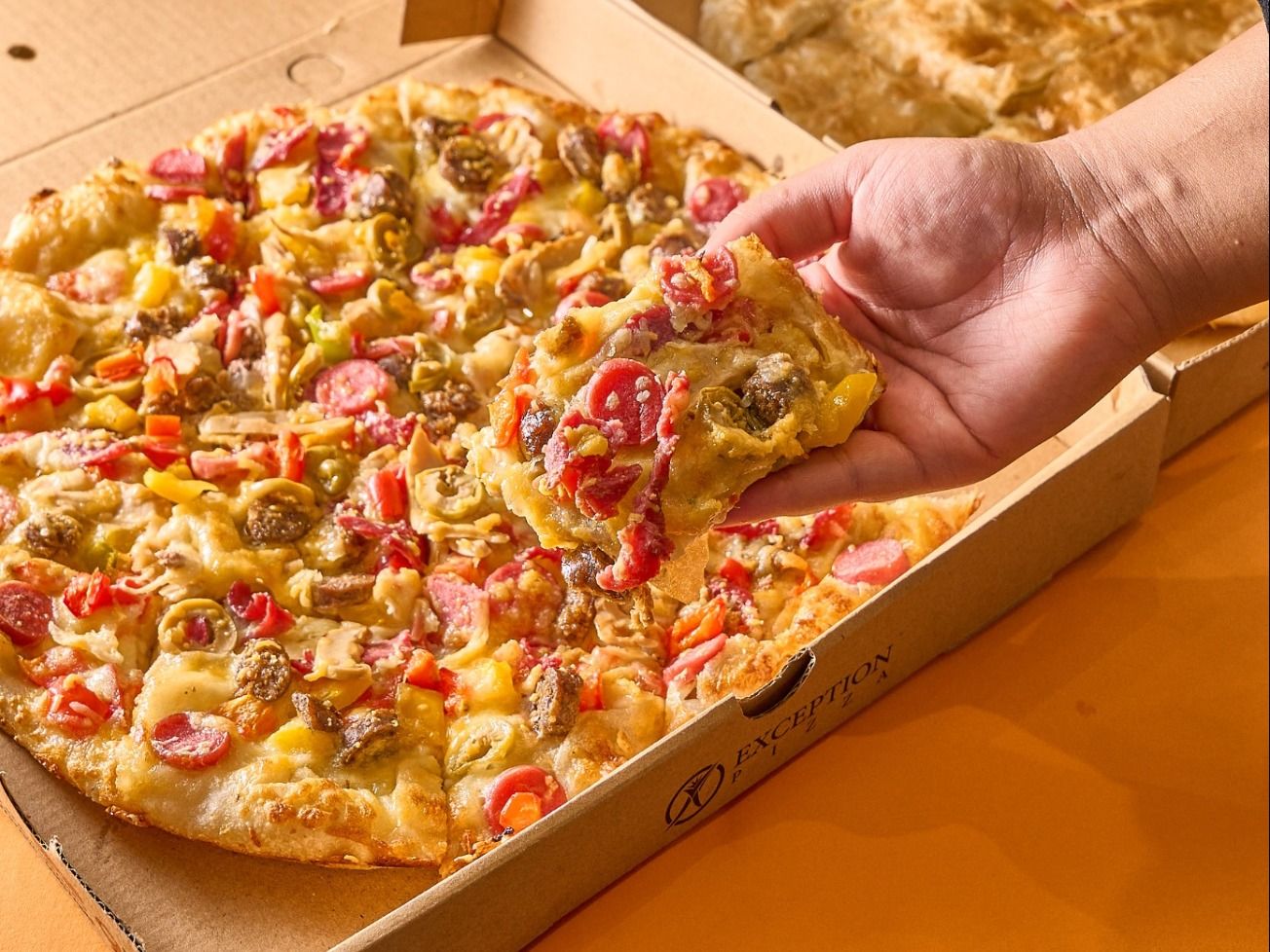 Sausage Oriental Pizza