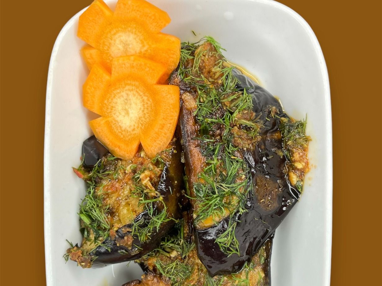 Eggplant with vinegar and garlic