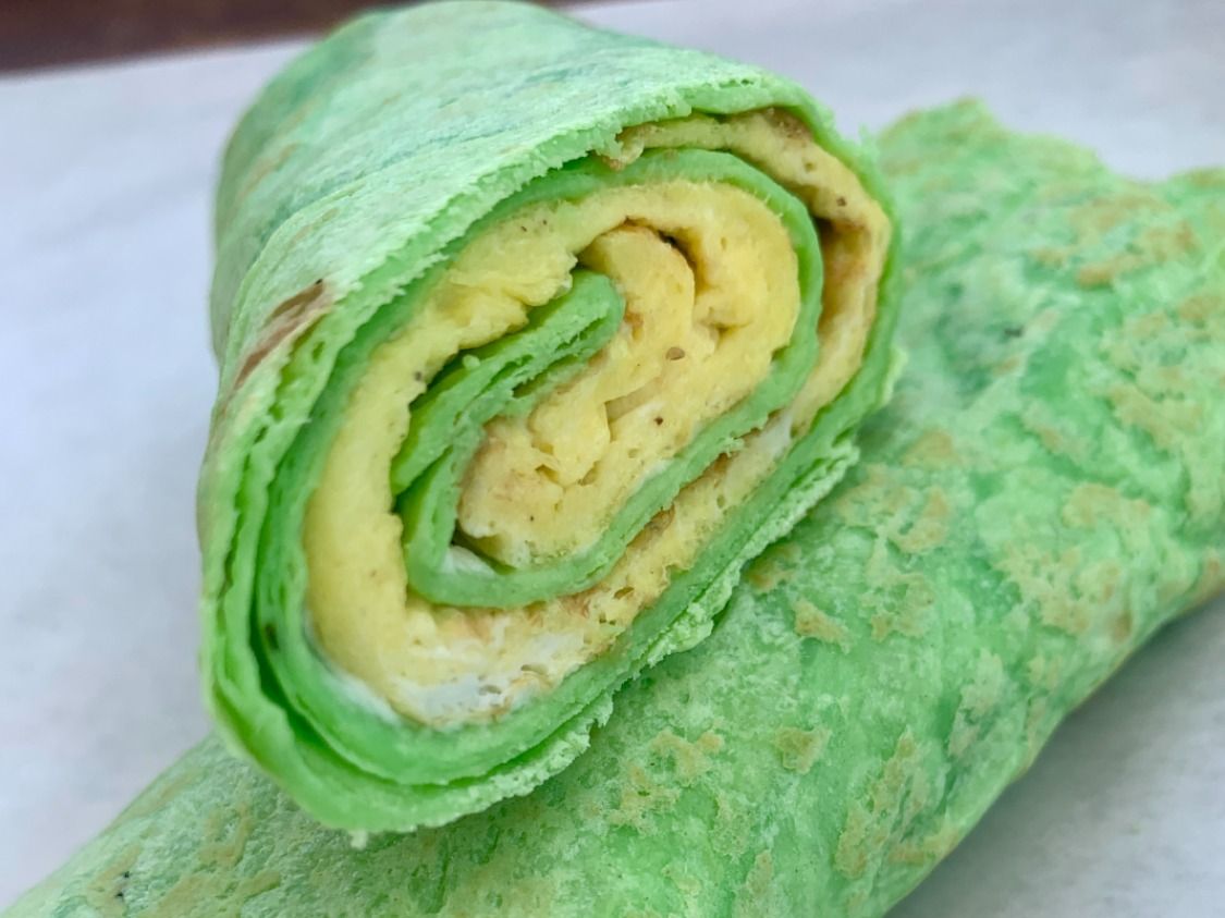 Omelette Feta Wrap