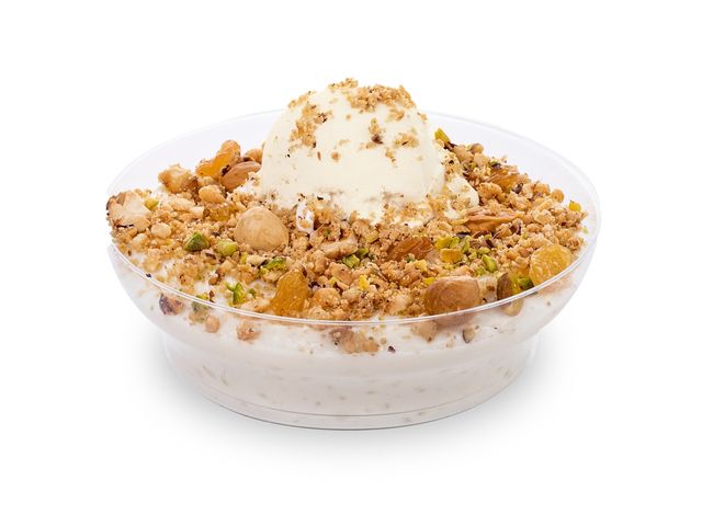 Rice Pudding With Nuts And Qeshta