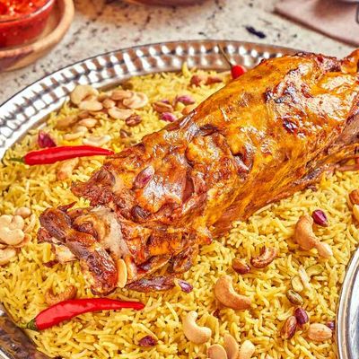 منسف لحم غنم مندي رقبة