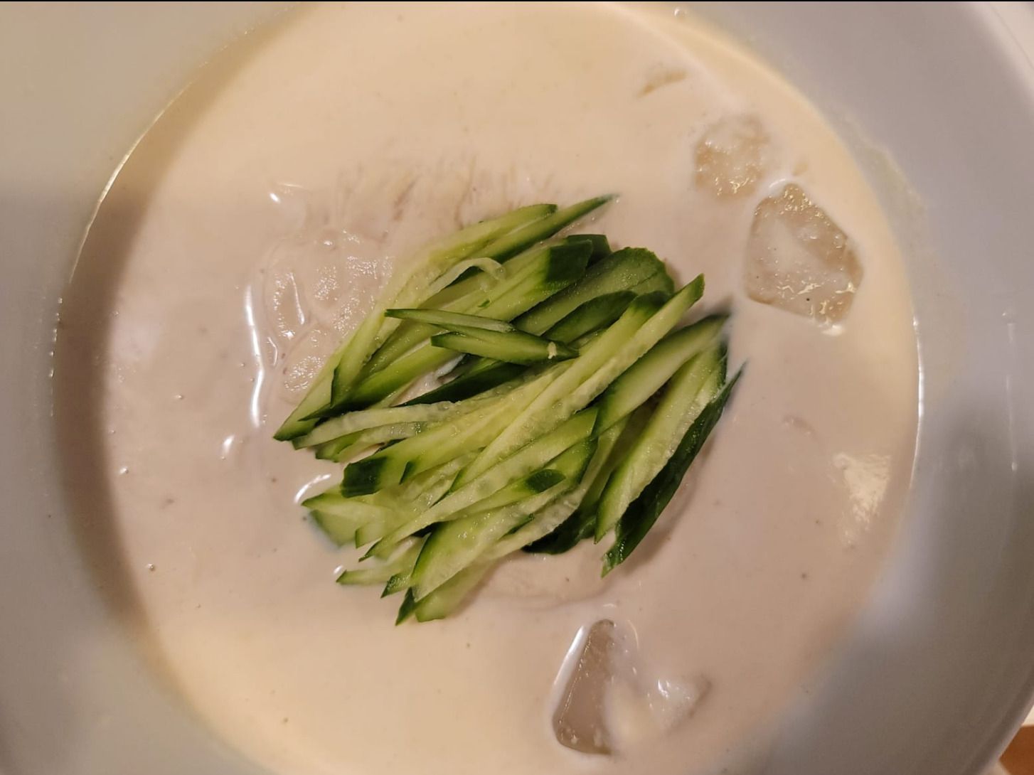 KONGGUKSU NOODLES IN COLD BEAN SOUP