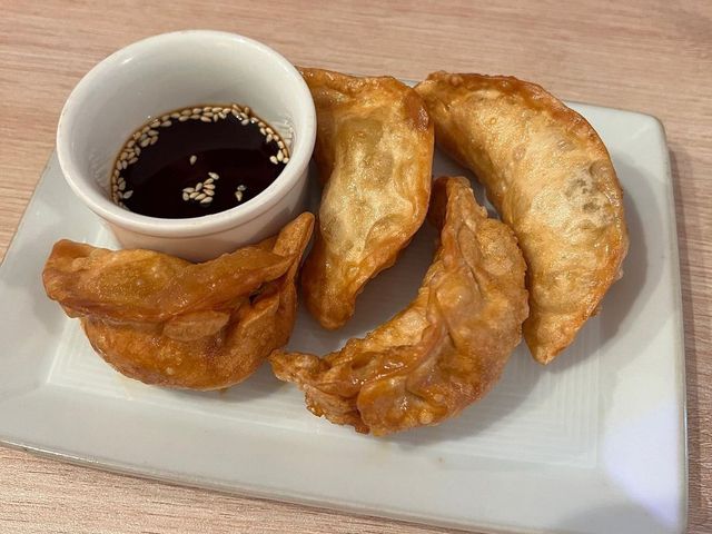 FRIED DUMPLING 4 Pieces