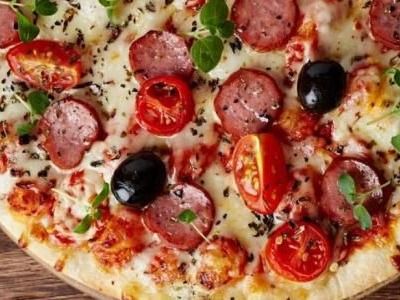 Hot Dog Pizza
