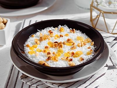 Rice pudding with nuts