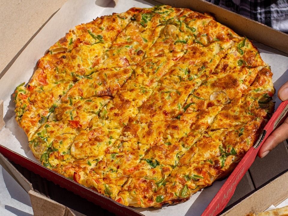 Oriental Pastrami Sausage Pizza