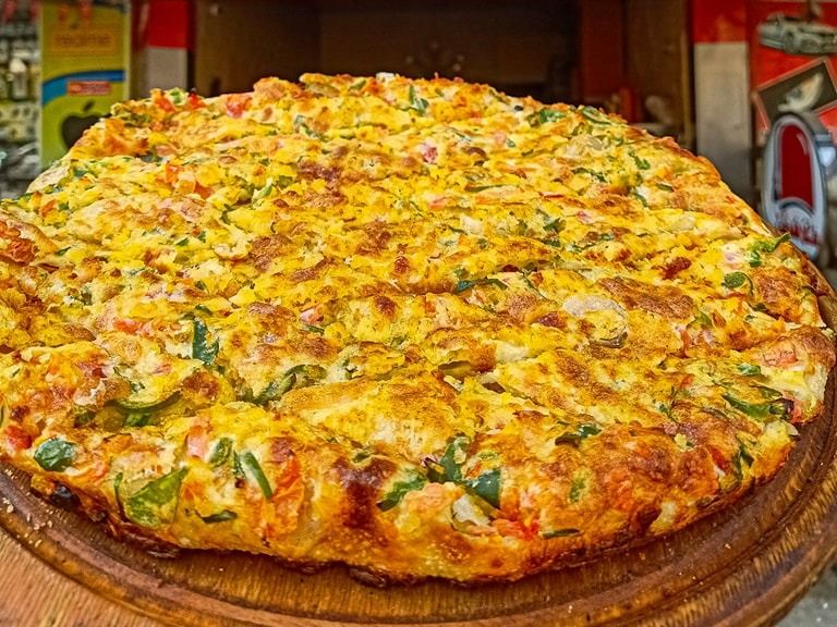 Shish Tawook Orientale Pizza
