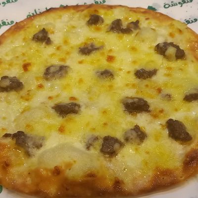 Sausage With Cheese Manoucheh
