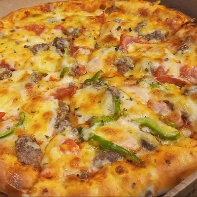 Sausage pizza