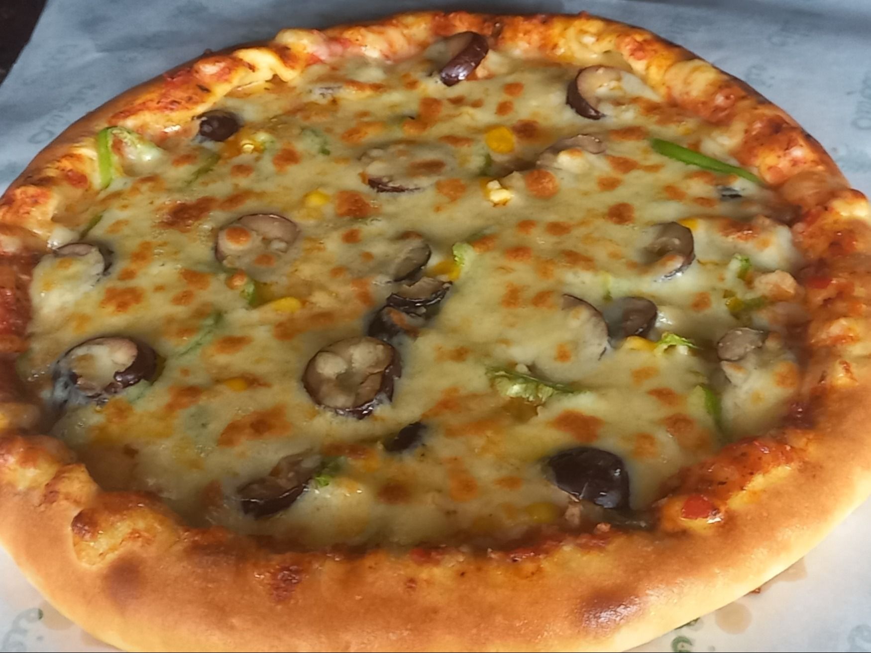 tuna pizza