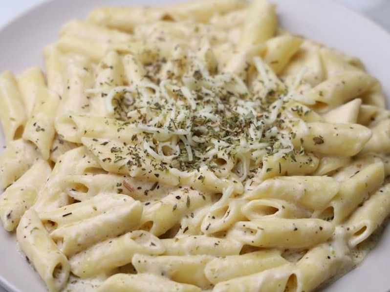 White Sauce Pasta