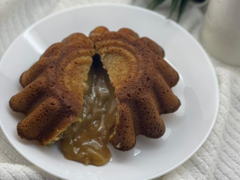 Lotus Molten Cake Medium