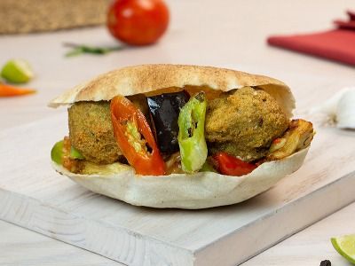 Falafel With Mesakaa Sandwich