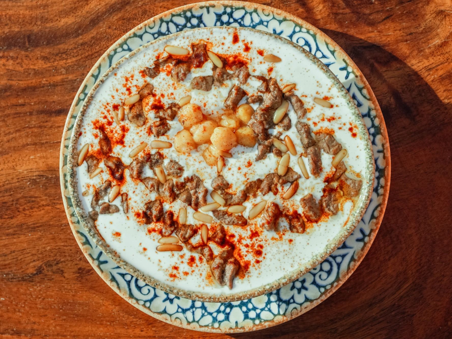 Hummus fatteh With Meat
