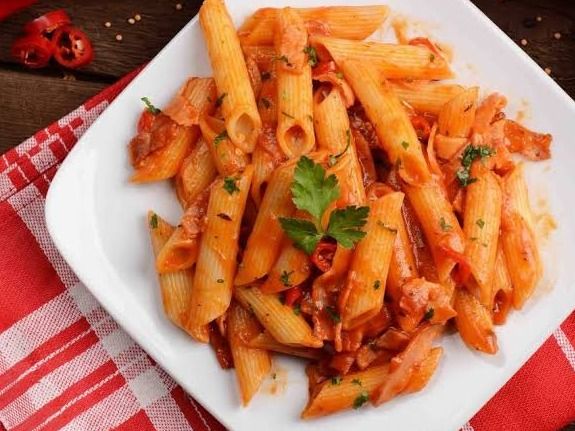 Mix Meat Salsa Pasta