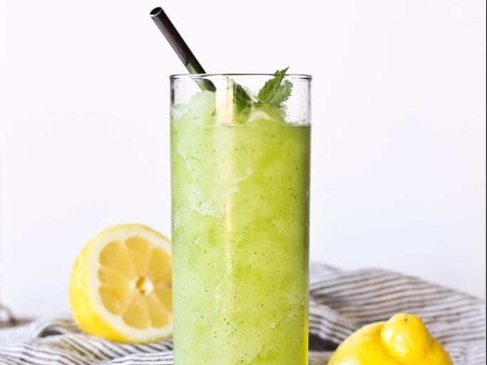 Lemon And Mint Smoothies