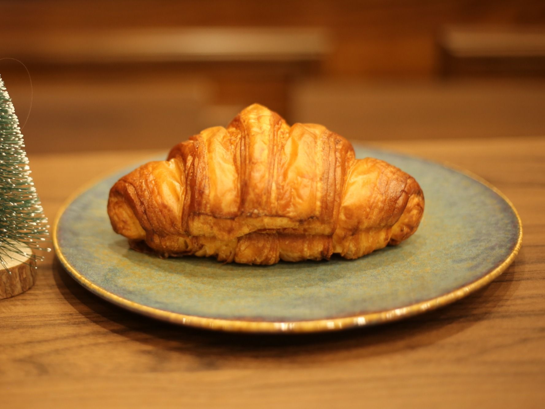 Croissant Plain