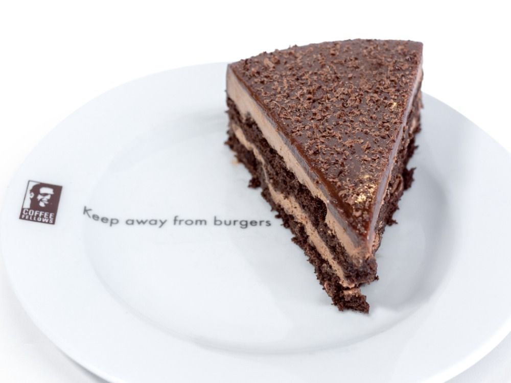 Chocolate mousse cake