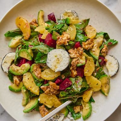 Goat cheese And Beetroot Salad