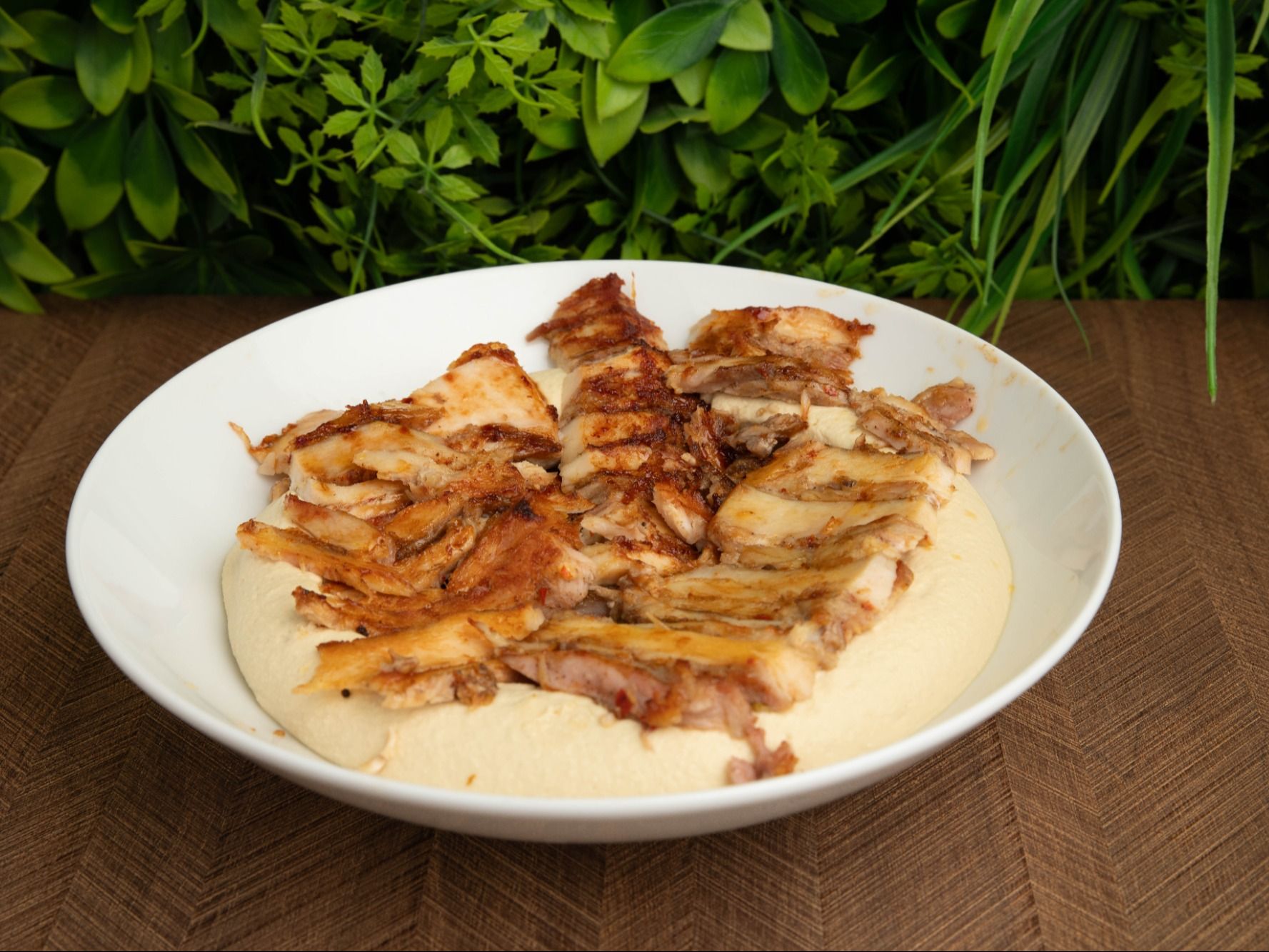 Hummus With Shawarma Chicken