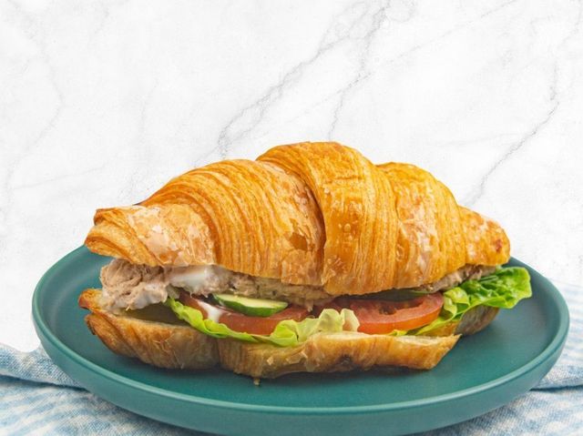 Tuna Croissant