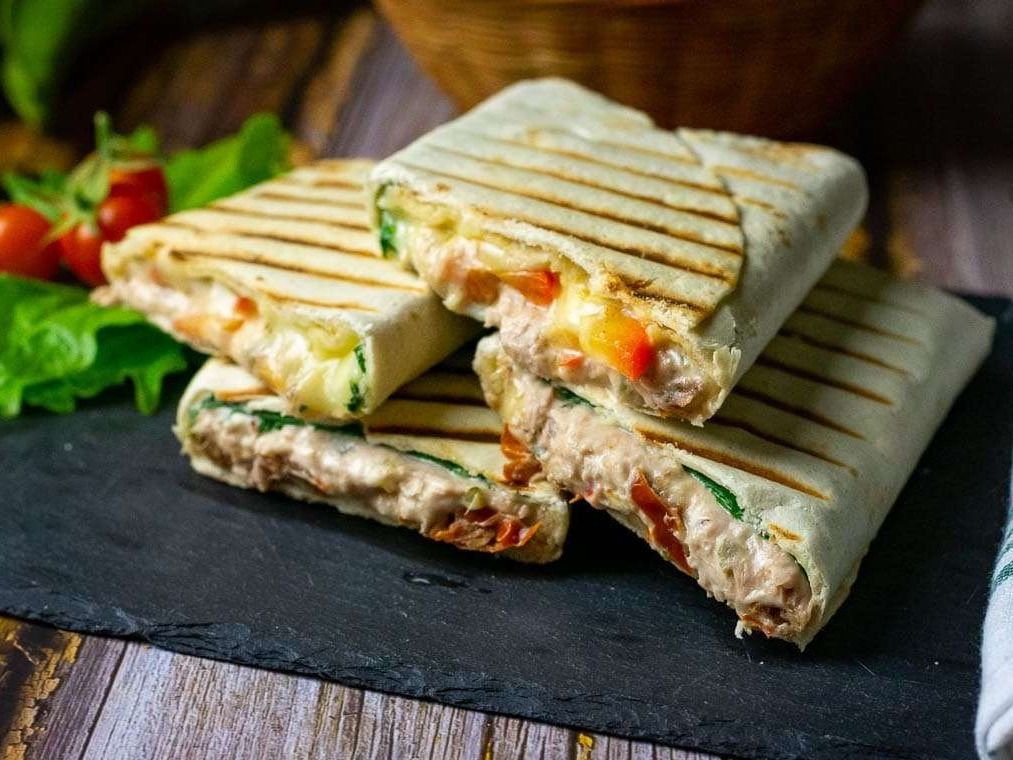 Tortilla Hot Dog