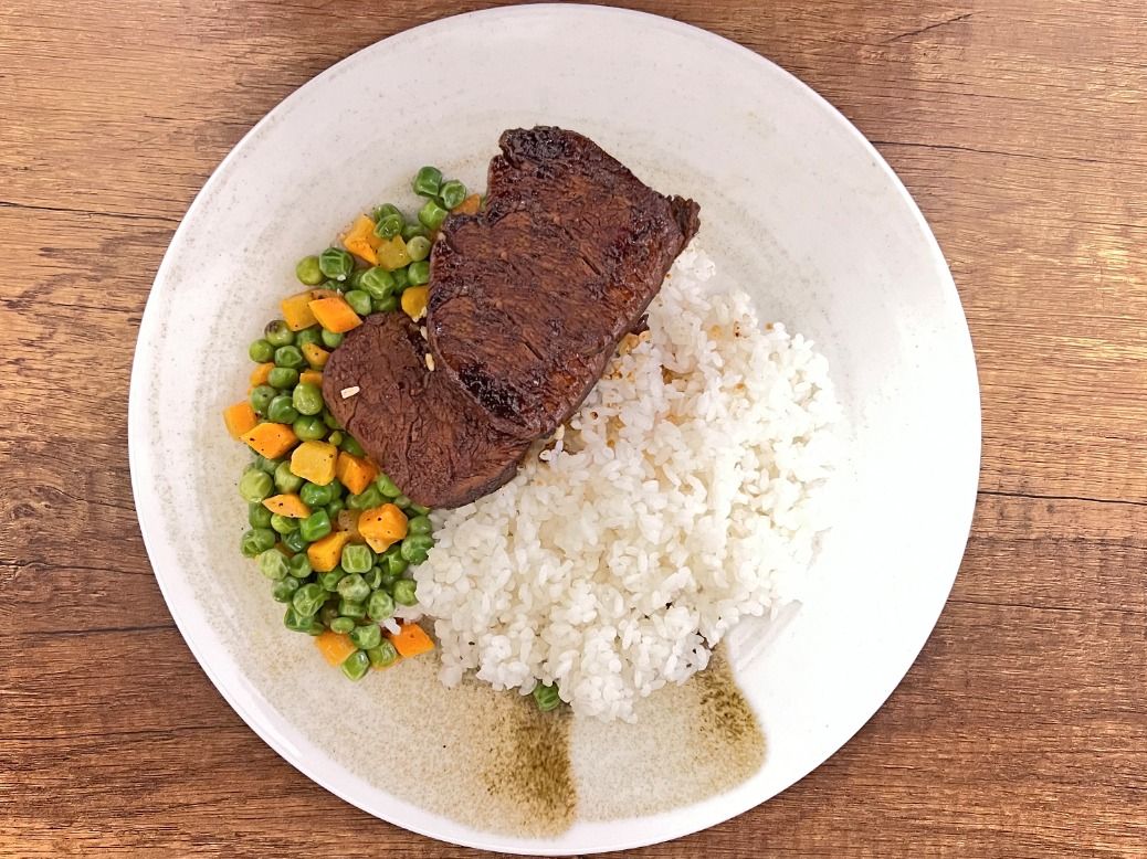 Healthy Beef Steak Meal - Calories 590