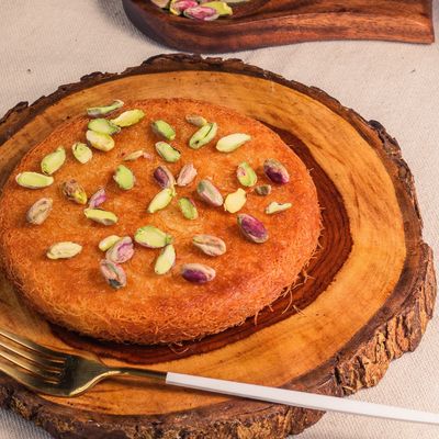 Nabulsi Konafa With Qeshta