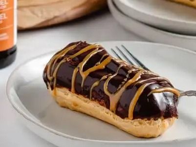 Chocolate & Caramel Eclair