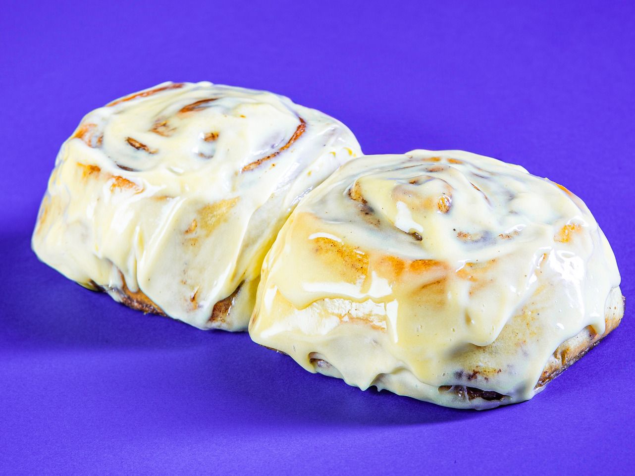 Cinnamon Bun Classic 2 Pieces Box