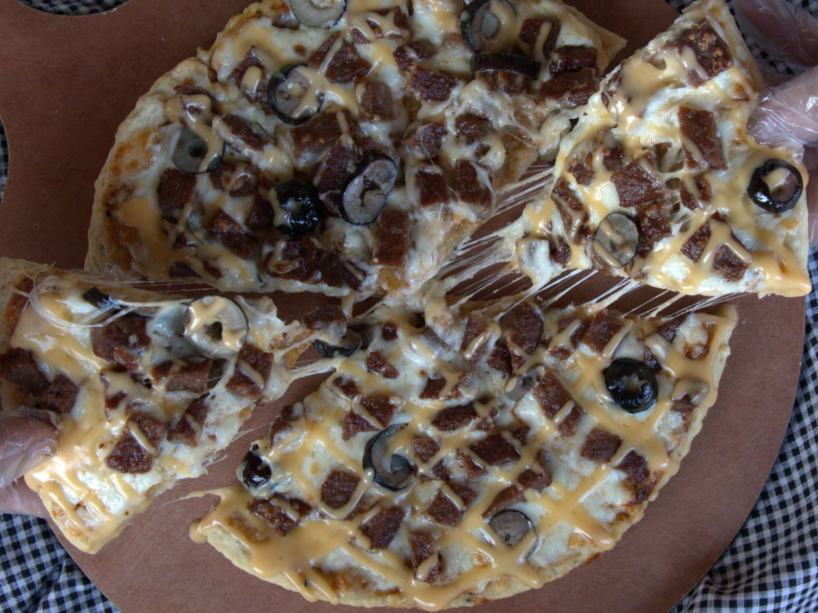 Tasty burger pizza