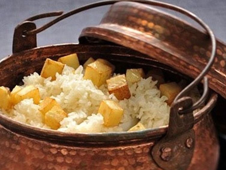 Nine squares restaurant delivery service in uae talabat