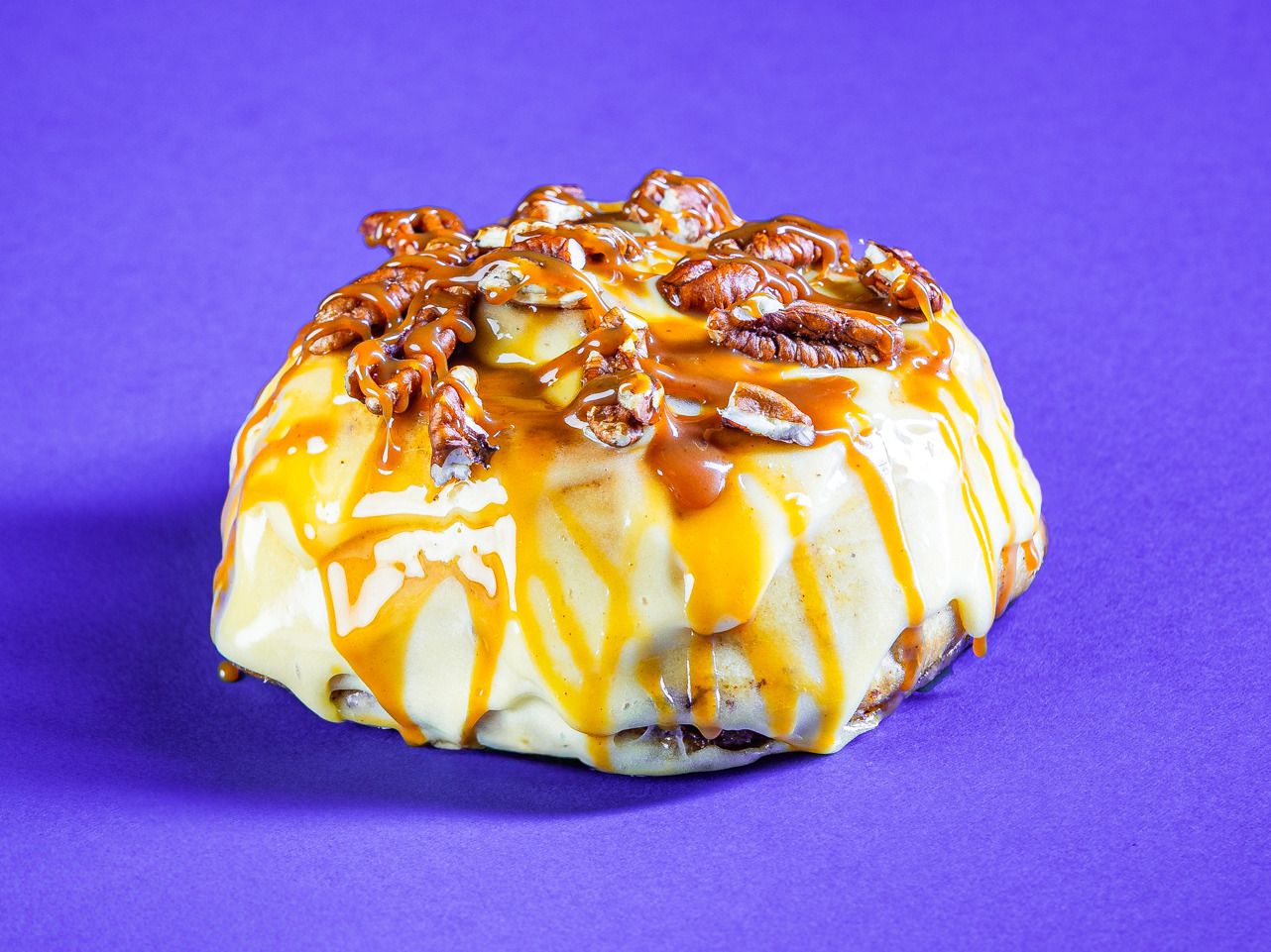 Cinnamon Bun Caramel Pecan Large